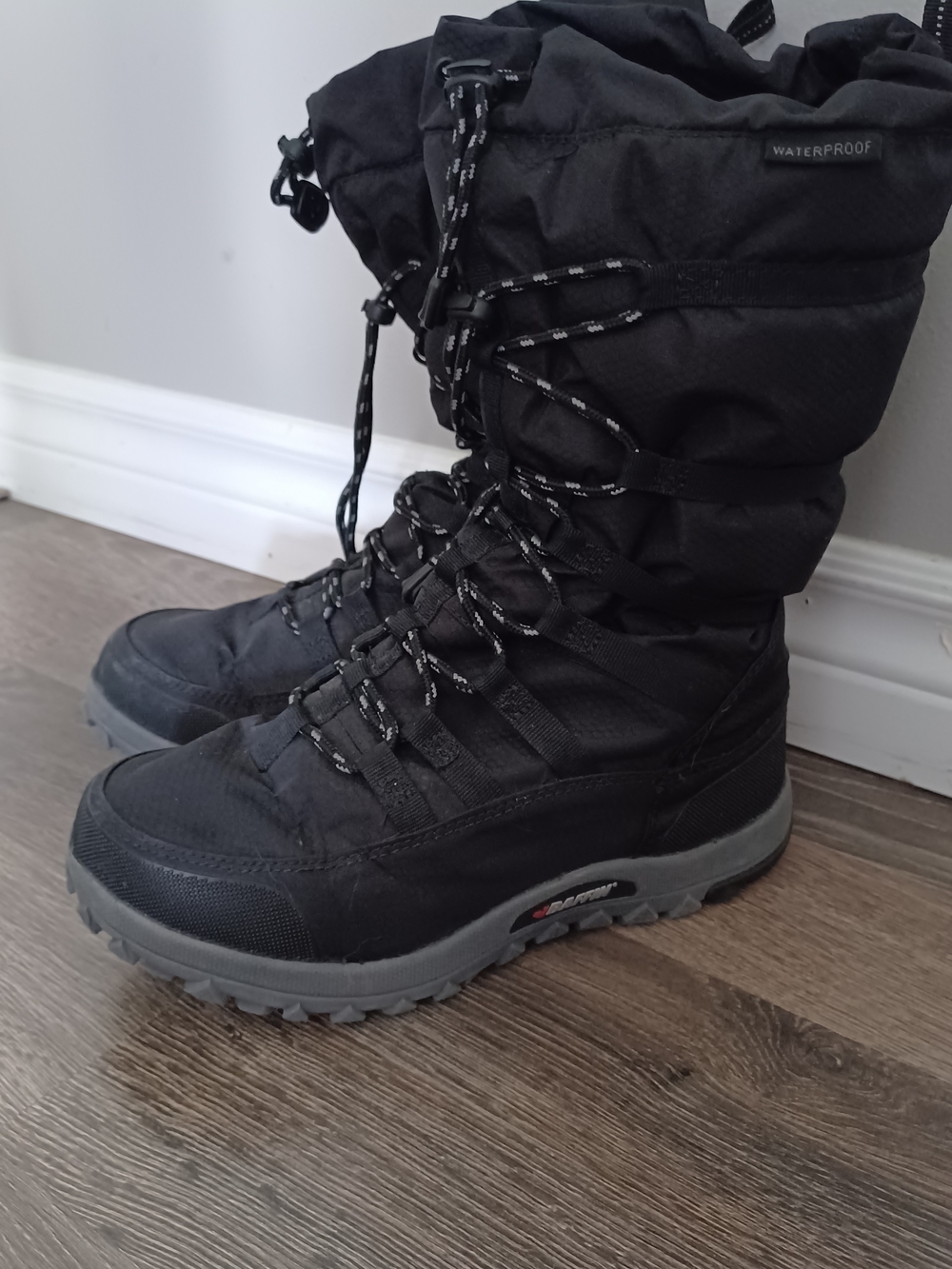 Baffin Women's Black Winter Waterproof Snow Boots